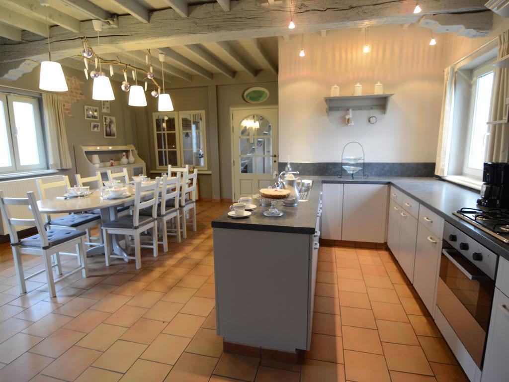 Charming Holiday Home In Zele Near The Forest Esterno foto