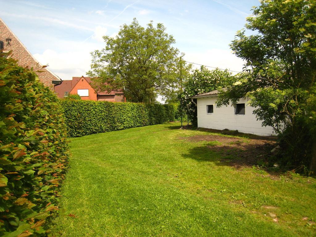 Charming Holiday Home In Zele Near The Forest Esterno foto
